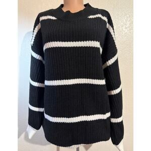 Abyoxi Women Sweater Black & White Stripes Medium